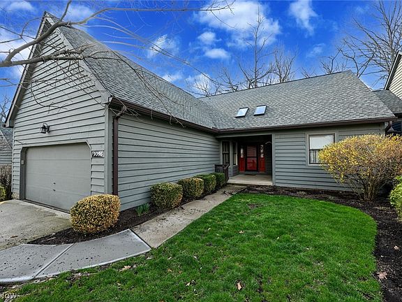 4th image of 9096 Woodcrest Dr