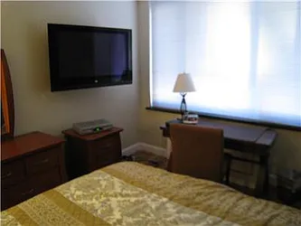 Rented by R New York