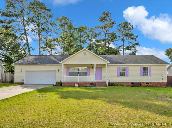 815 Turkey Ridge Dr, Fayetteville, NC 28314