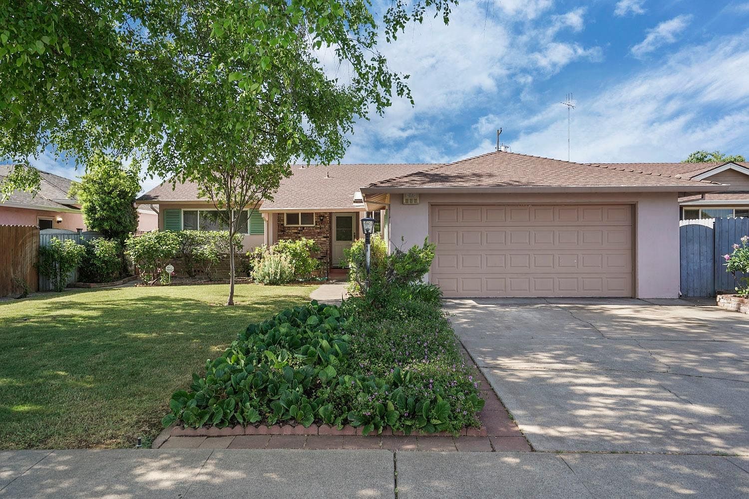 4212 Iowa Ave, Sacramento, CA 95824 Zillow