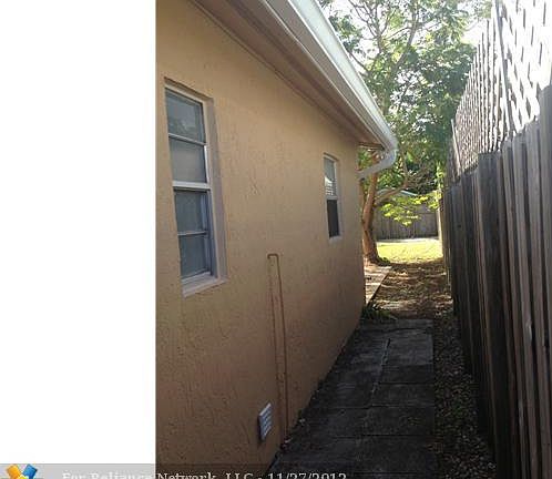 4th image of 1401 NW 2nd Ave