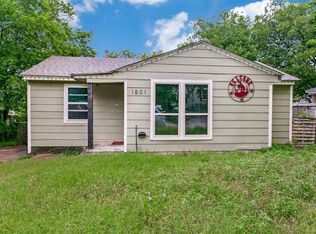 1801 Lawther Dr, River Oaks, TX 76114