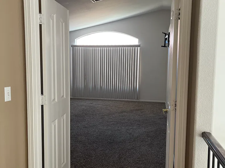 9923 Vermillion Cliffs Ave — Photo 13
