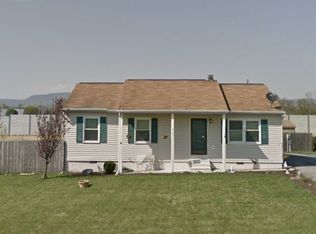 2127 Newville Rd, Carlisle, PA 17015