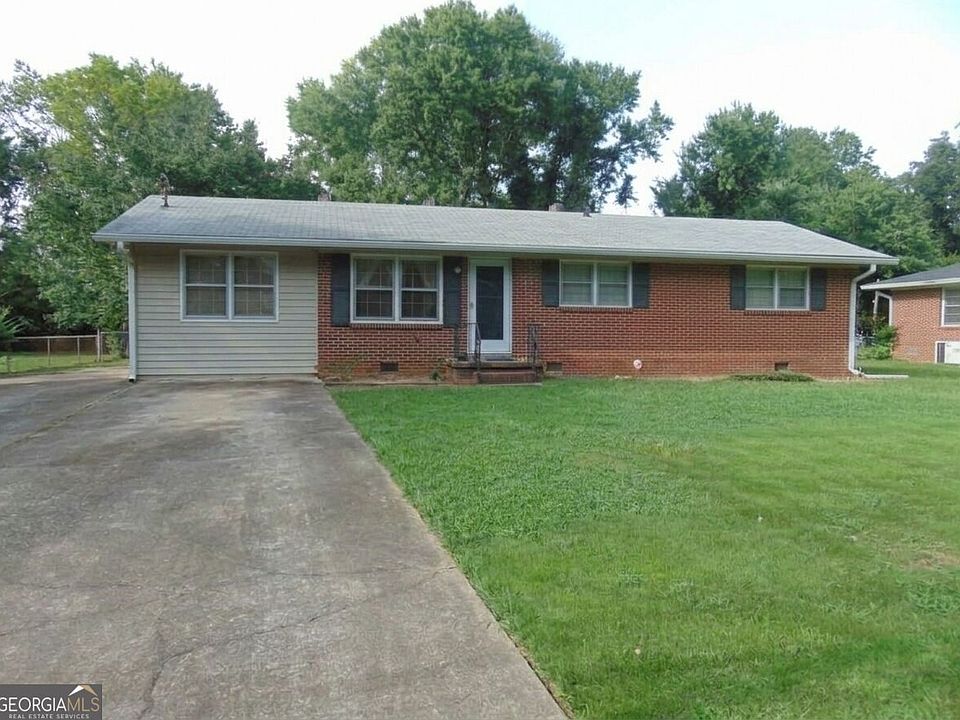 1st image of 114 Beech Creek Dr NW