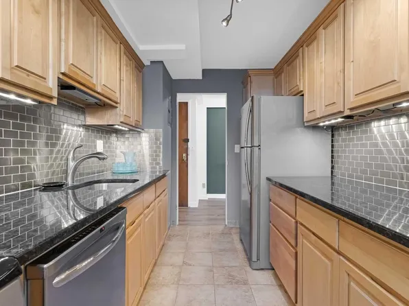 2345 Linwood Ave APT 1G, Fort Lee, NJ 07024