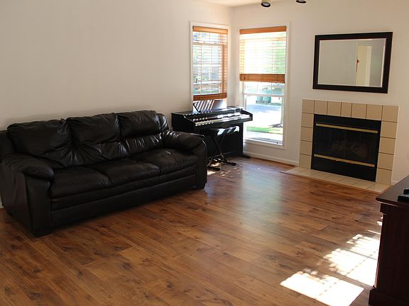 2nd image of 28388 Carlton Way Dr #1