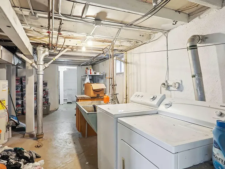 3010 Grand St NE #2 — Photo 12