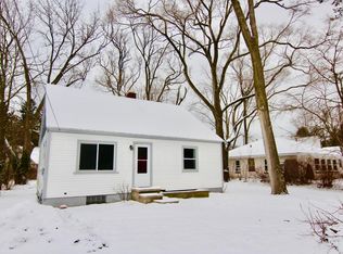 641 Churchill Dr, Norton Shores, MI 49441