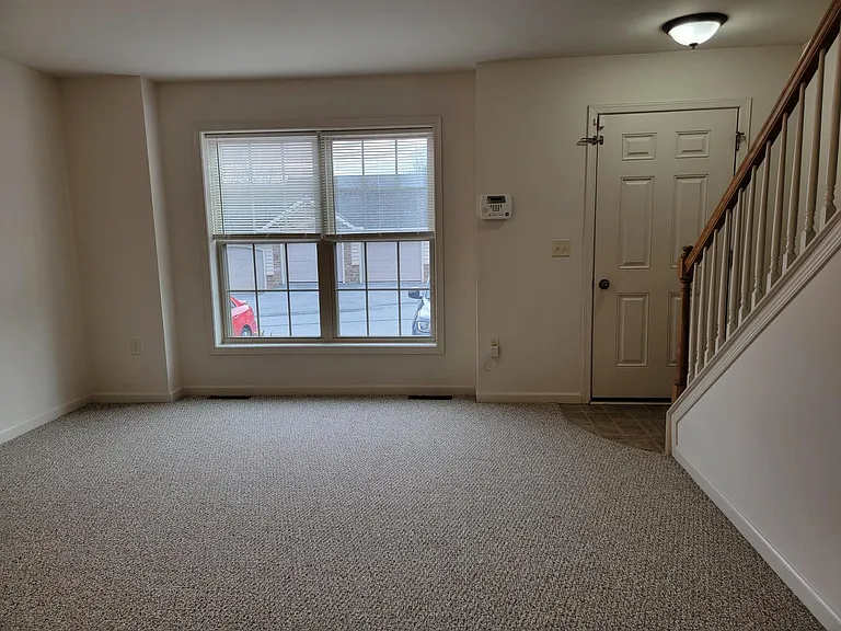 257 Ammon Ave — Photo 5