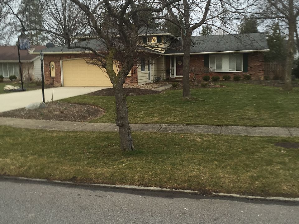 1st image of 15968 Wedgewood Ln