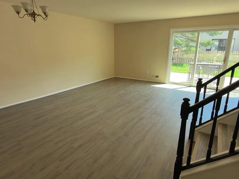 224 Crown Prince Dr #224 — Photo 12