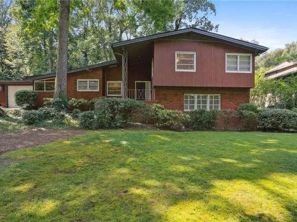 1260 Arborvista Dr, Atlanta, GA 30329