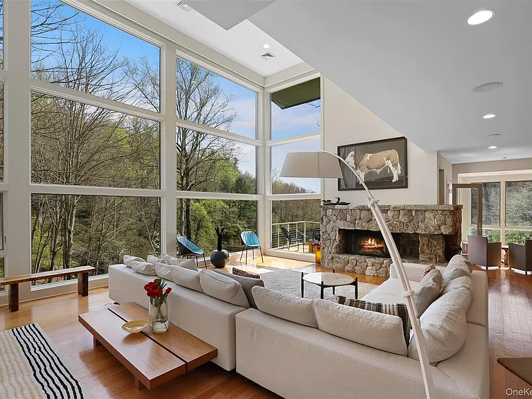 17 Fox Run Rd — Photo 7