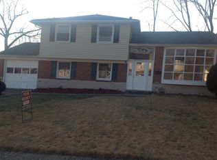 16 Timber Creek Rd, Stratford, NJ 08084