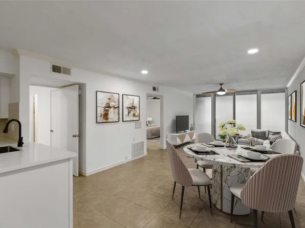 5353 Institute Ln APT 12, Houston, TX 77005