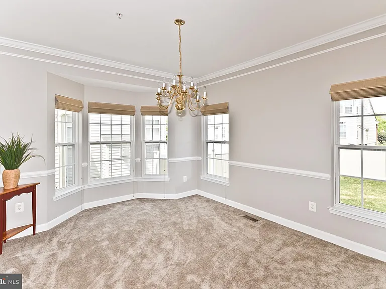 8006 Kingsmill Rd — Photo 7