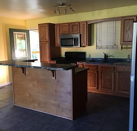 4th image of 89 Wolcut Ln