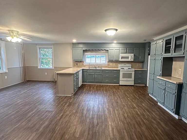 989 Goshen Mill Rd — Photo 4