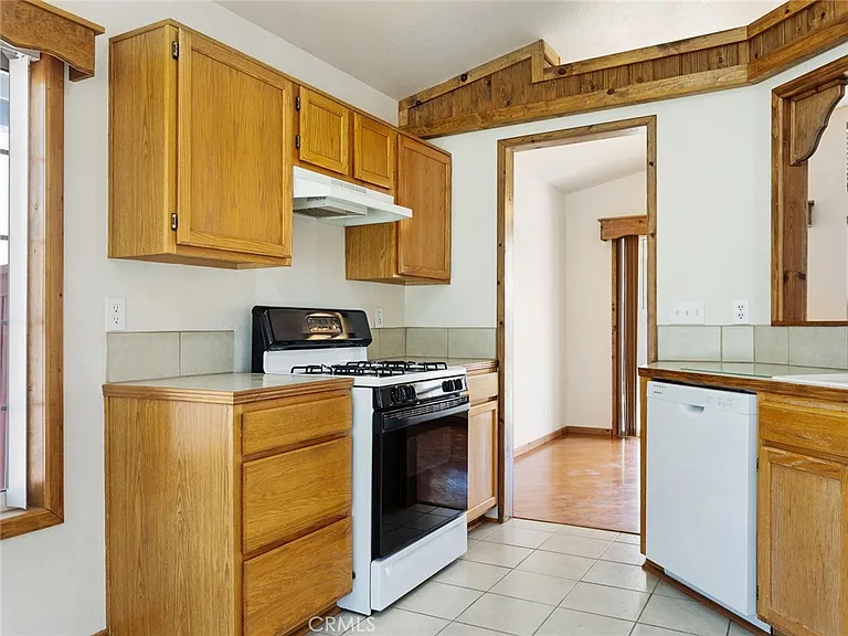 3648 Banyon Ct — Photo 14