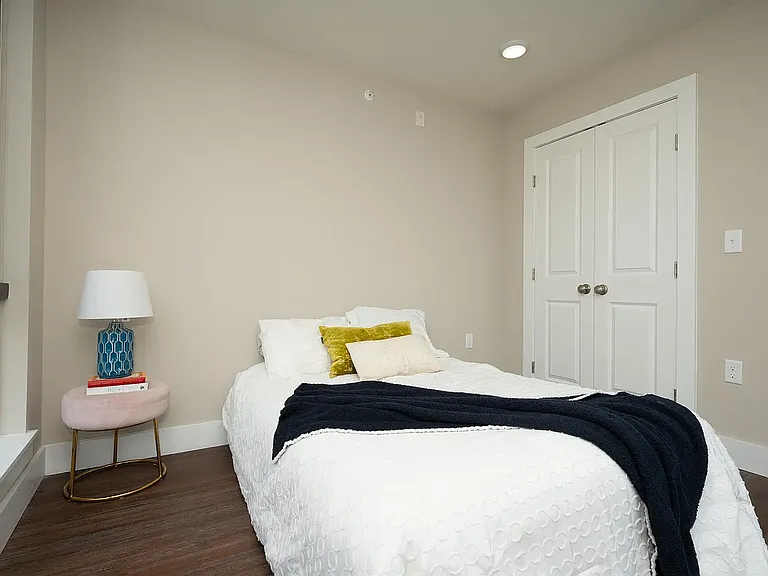 242 Beacon Ave #201 — Photo 5