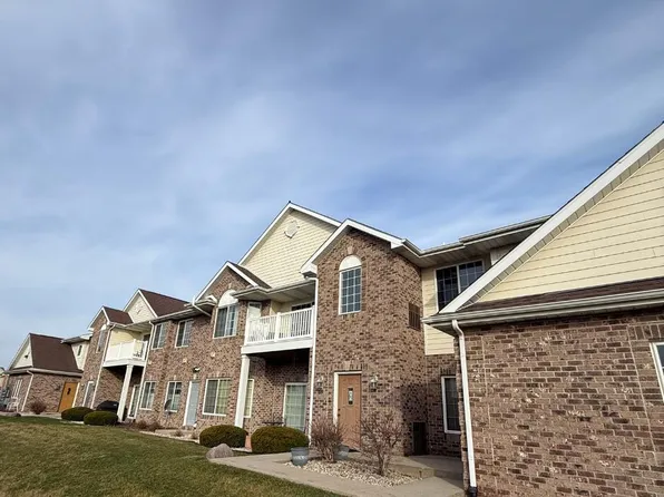 9219 66th AVENUE #146, Pleasant Prairie, WI 53158