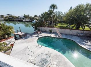 201 Belle Isle Ave, Belleair Beach, FL 33786
