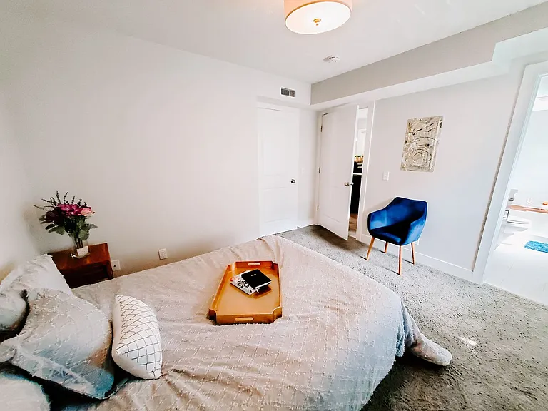 628 Park Ave — Photo 29