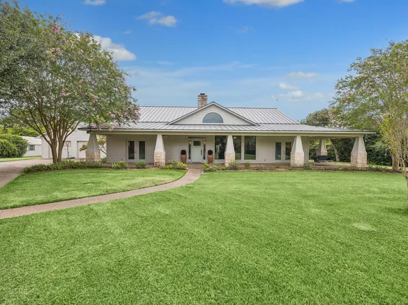 440 Piney Creek Rd, Bellville, TX 77418