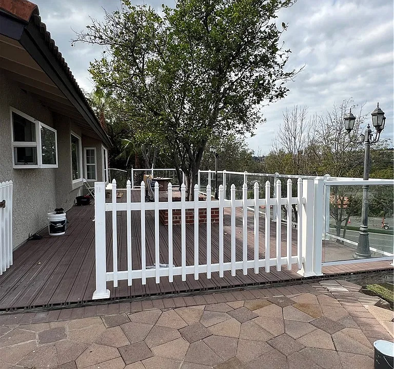 105 S Eucalyptus Dr