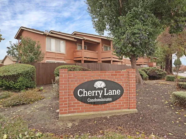 495 Cherry Ln APT J, Manteca, CA 95337