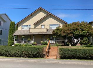 402 1st St APT A, Snohomish, WA 98290