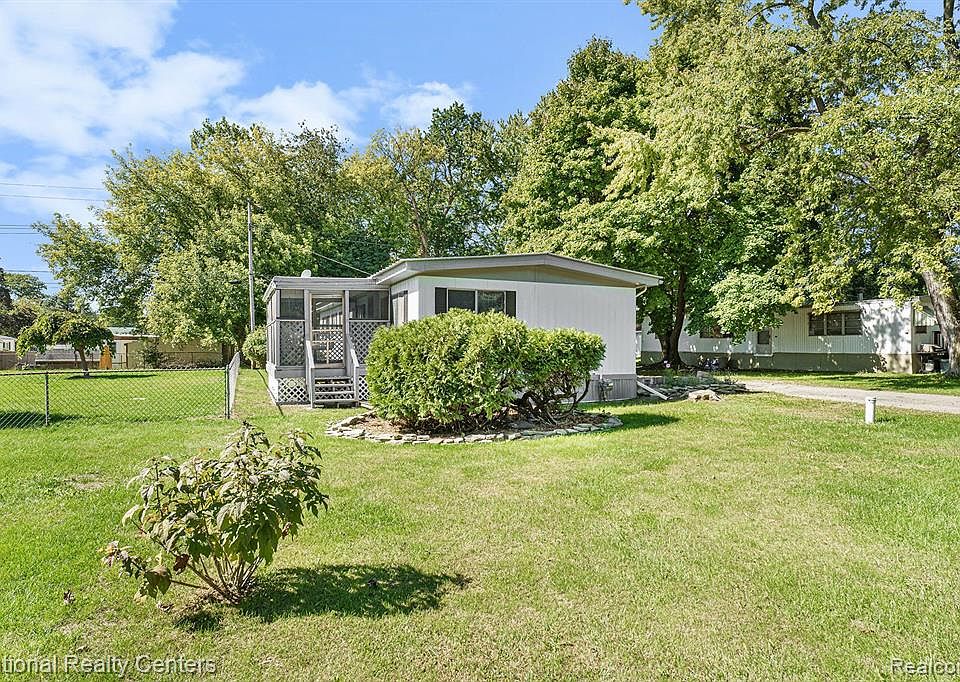 2688 Tim Ave, Brighton, MI 48114 | MLS #20221049830 | Zillow