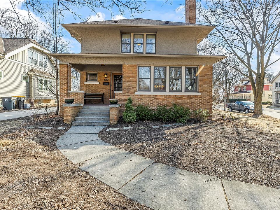 1st image of 6857 Milwaukee Ave