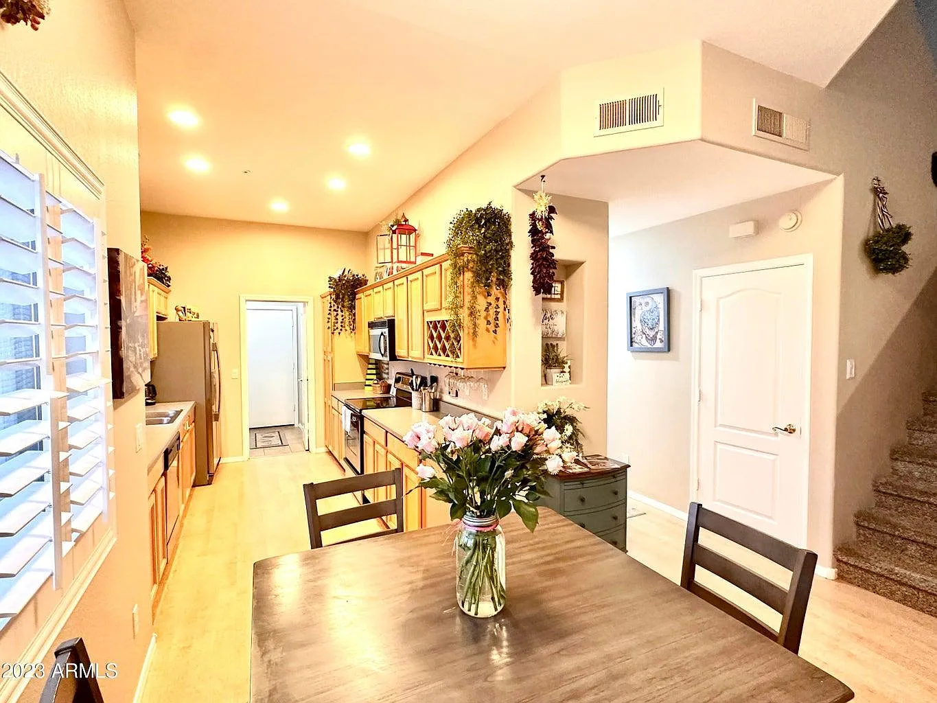 3 bed, 1625 sqft, $2,300 — Photo 3