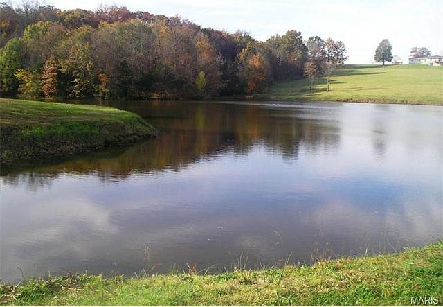 1st image of 274/282 Strothmann Hills Ln