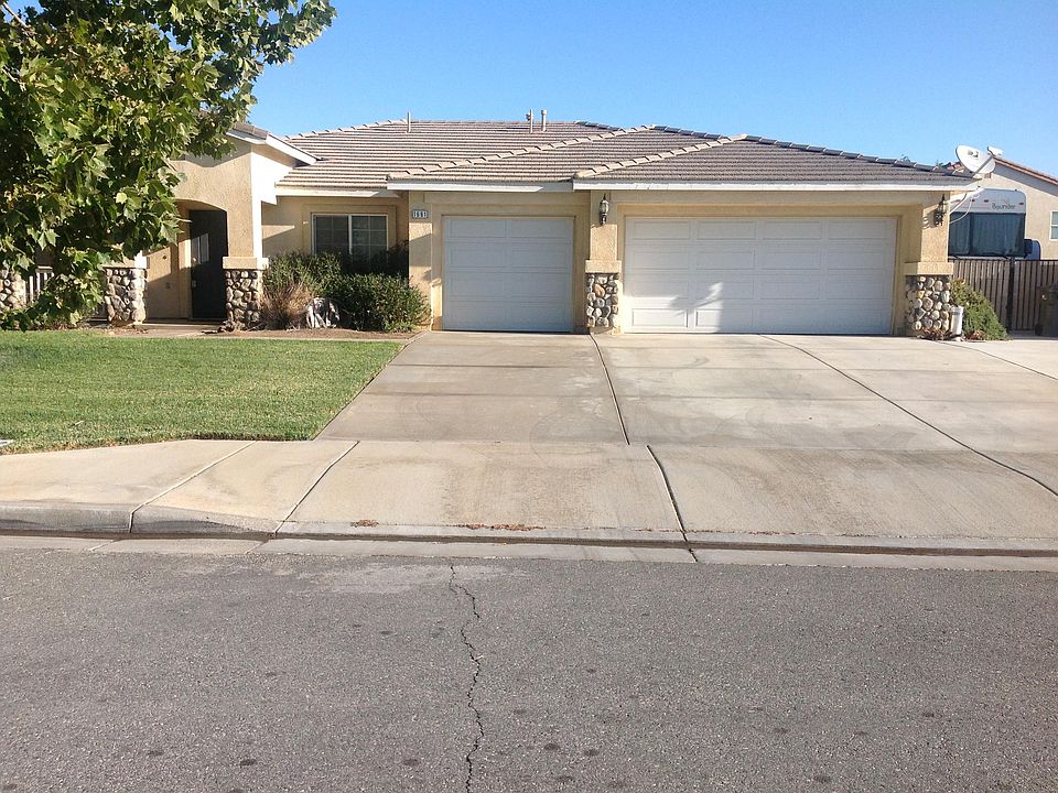 1st image of 1661 Granville Way