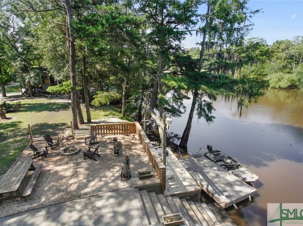 110 Yarbrough Landing Rd, Bloomingdale, GA 31302