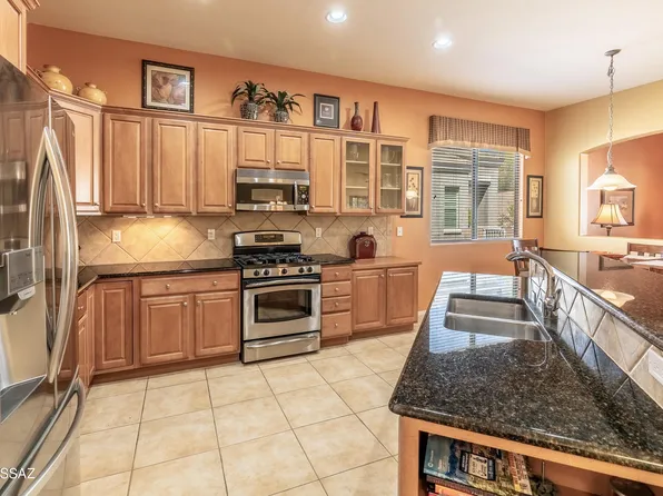5080 W Coyote Gulch Loop, Marana, AZ 85658