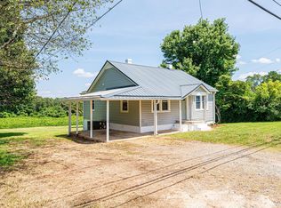 2927 Kool Park Rd NE, Hickory, NC 28601