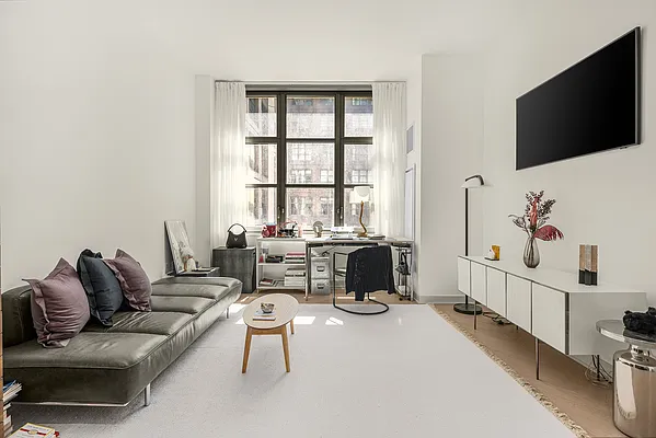 Rented by Compass | media 19