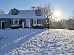 1080 Farnsworth Rd S, Rochester, NY 14623