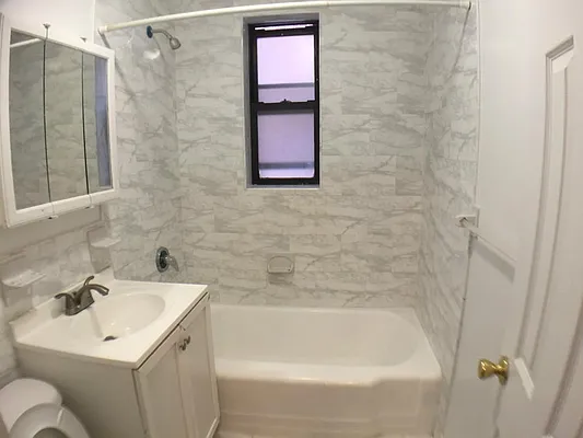 Rented by Christie Property Group | media 19