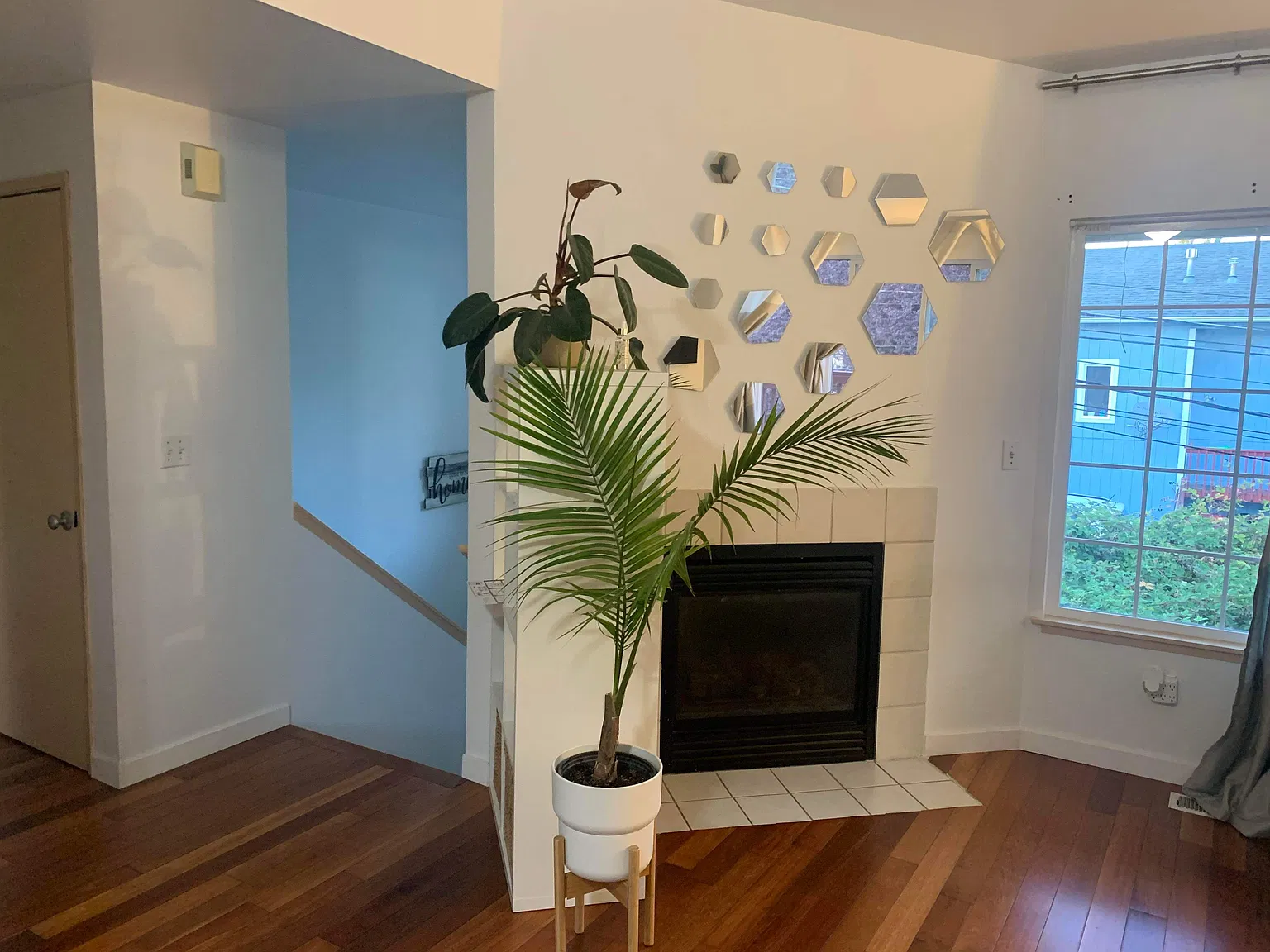 5 bed, 1810 sqft, $780 — Photo 3