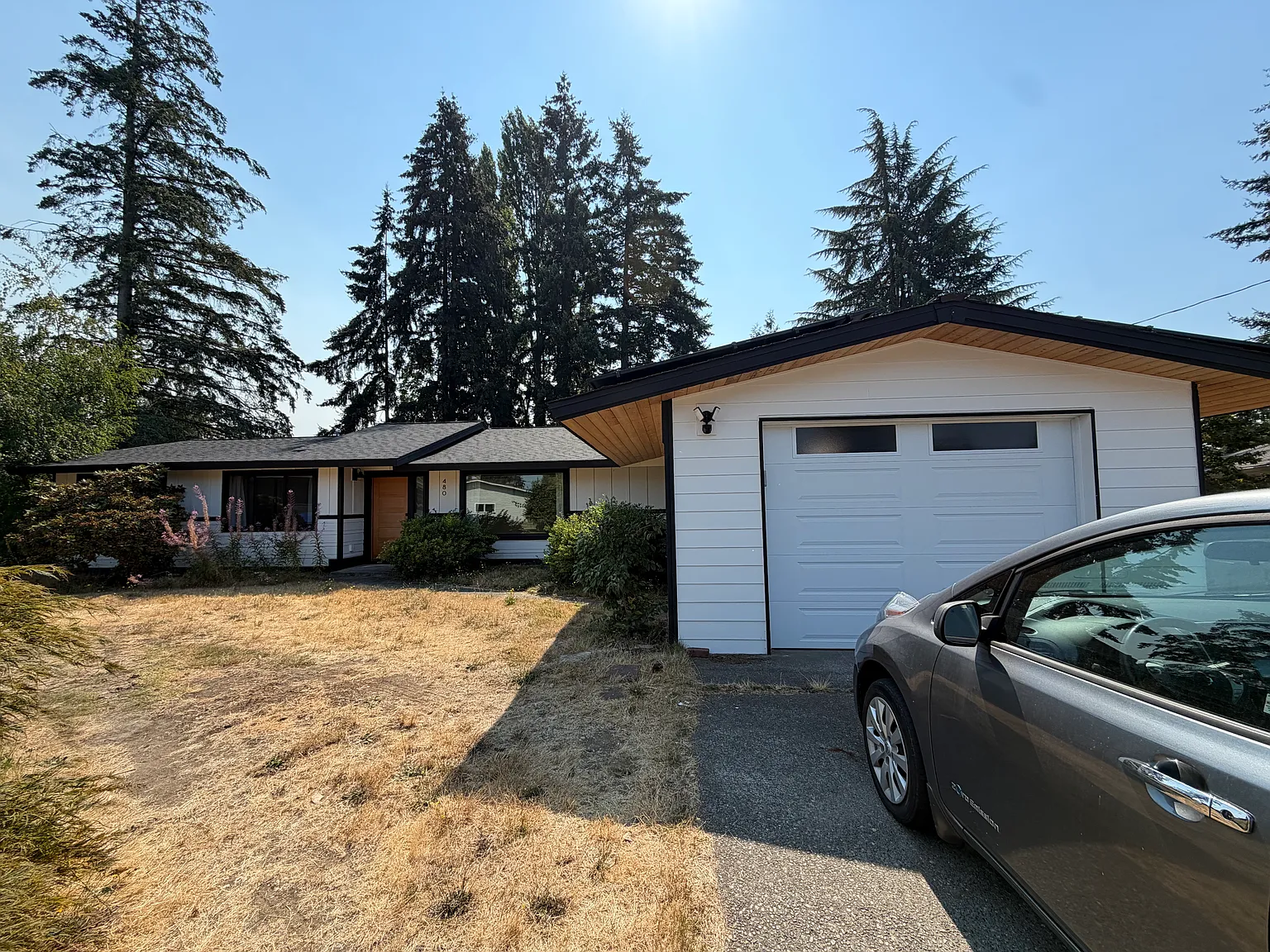 3 bed, 2.5 bath, 1800 sqft, $4,800 — Photo 1
