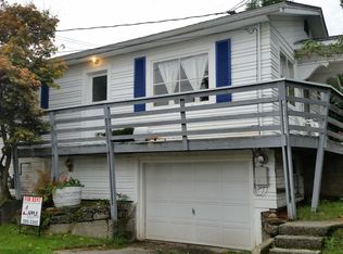 2559 29th Ave W, Seattle, WA 98199