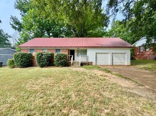 2050 Sharon Ln, Memphis, TN 38127