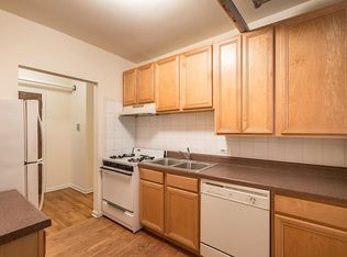 730 W Barry Ave APT 1W, Chicago, IL 60657