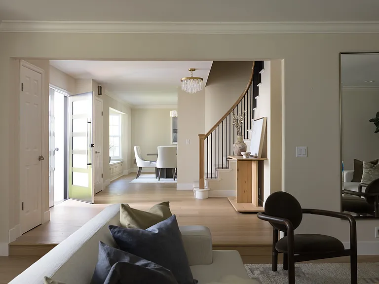 10 Meadow Ln — Photo 3