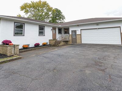 65 Tarwood Dr, Rochester, NY, 14606